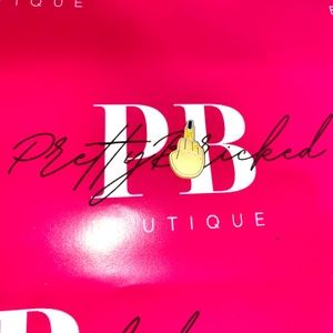 “Pretty Charm” (croc jibbitz)